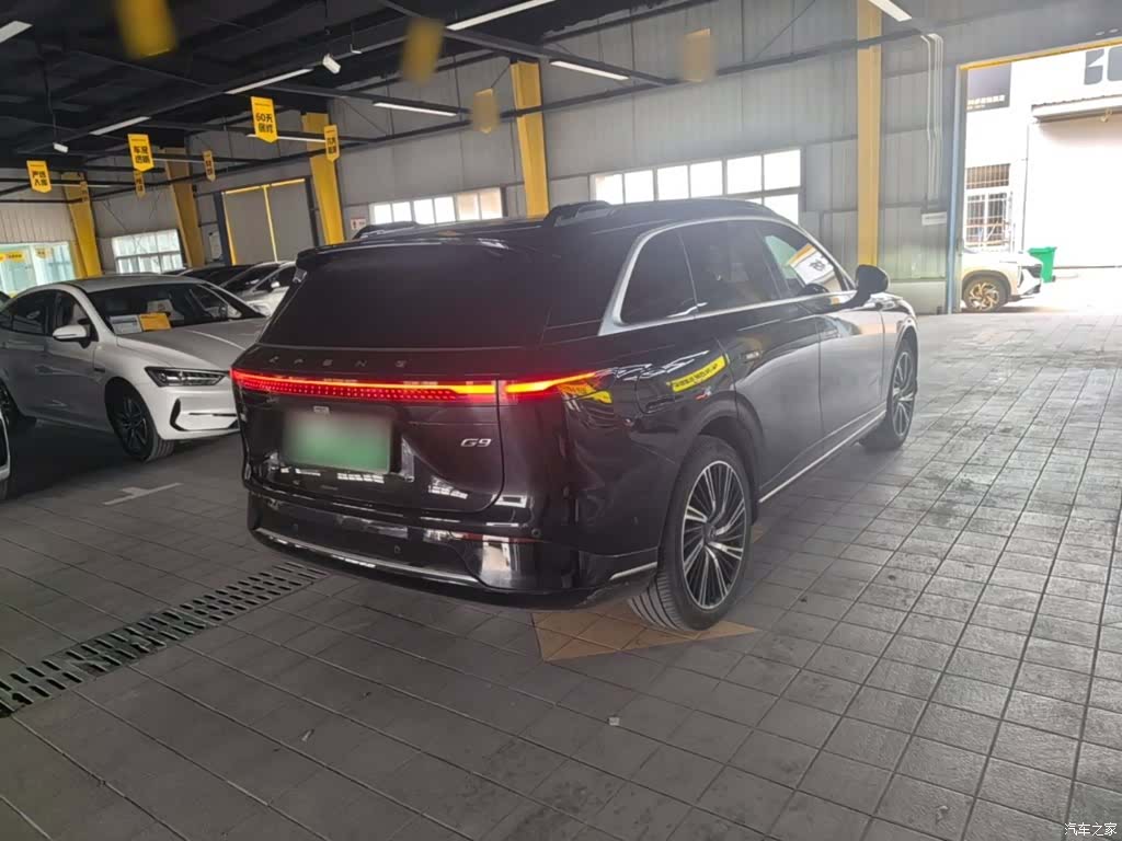 Xpeng G9, 2023 7