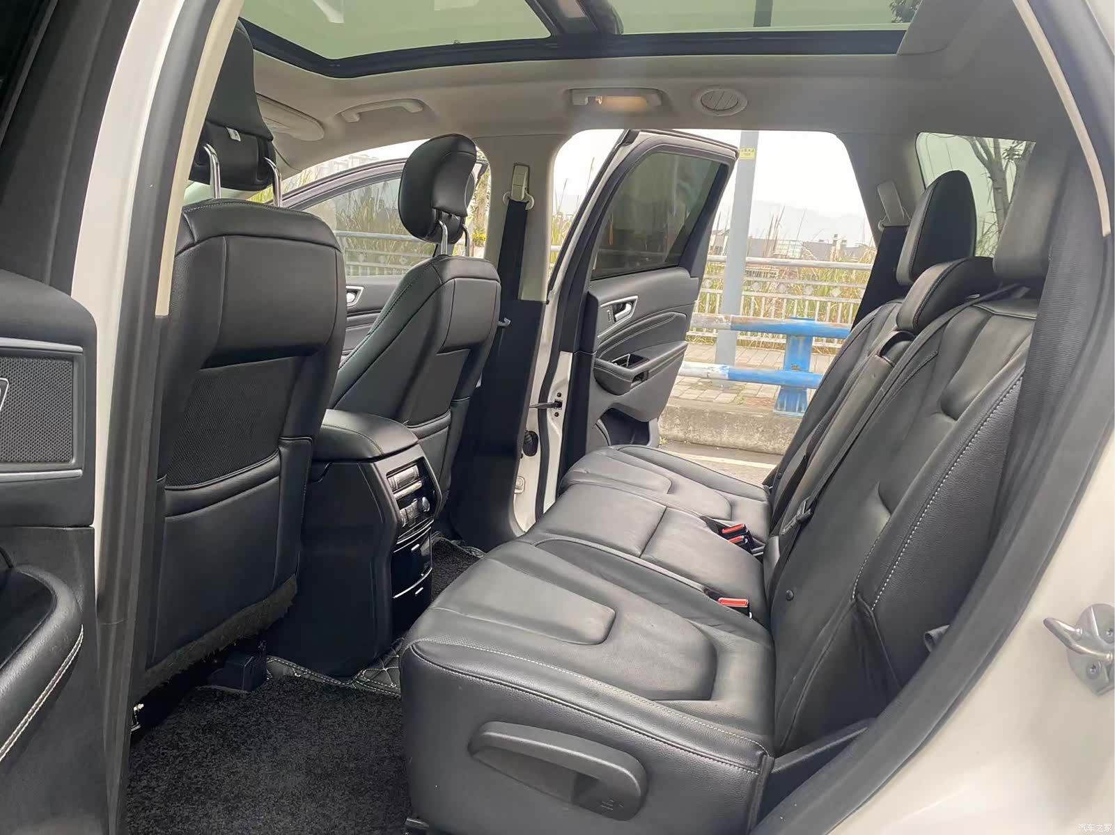 Ford Edge, 2019 7