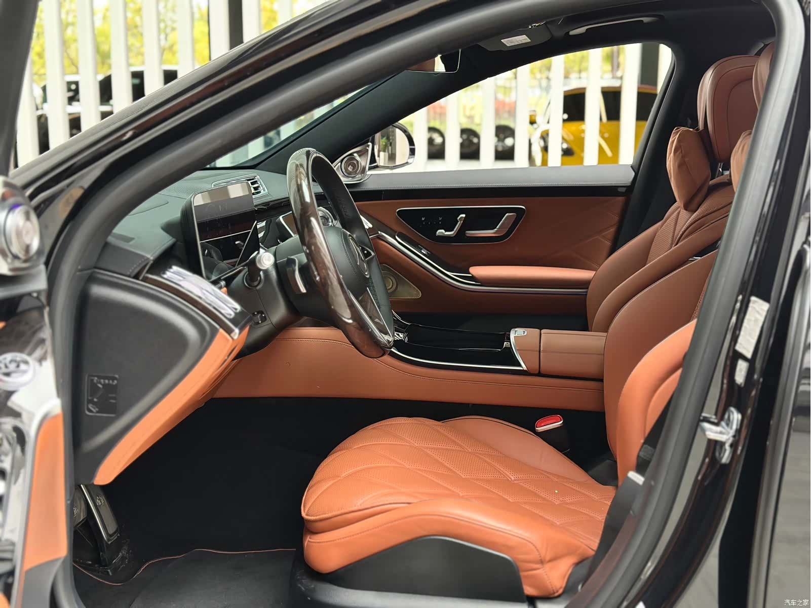 Maybach S-Class, 2022 8