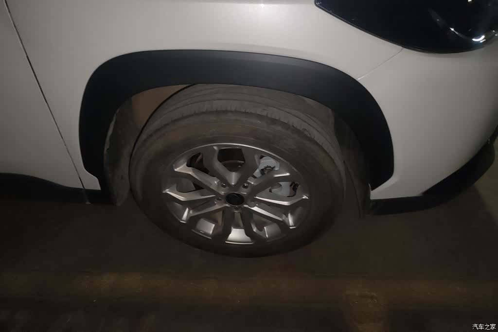 Toyota Frontlander, 2024 6