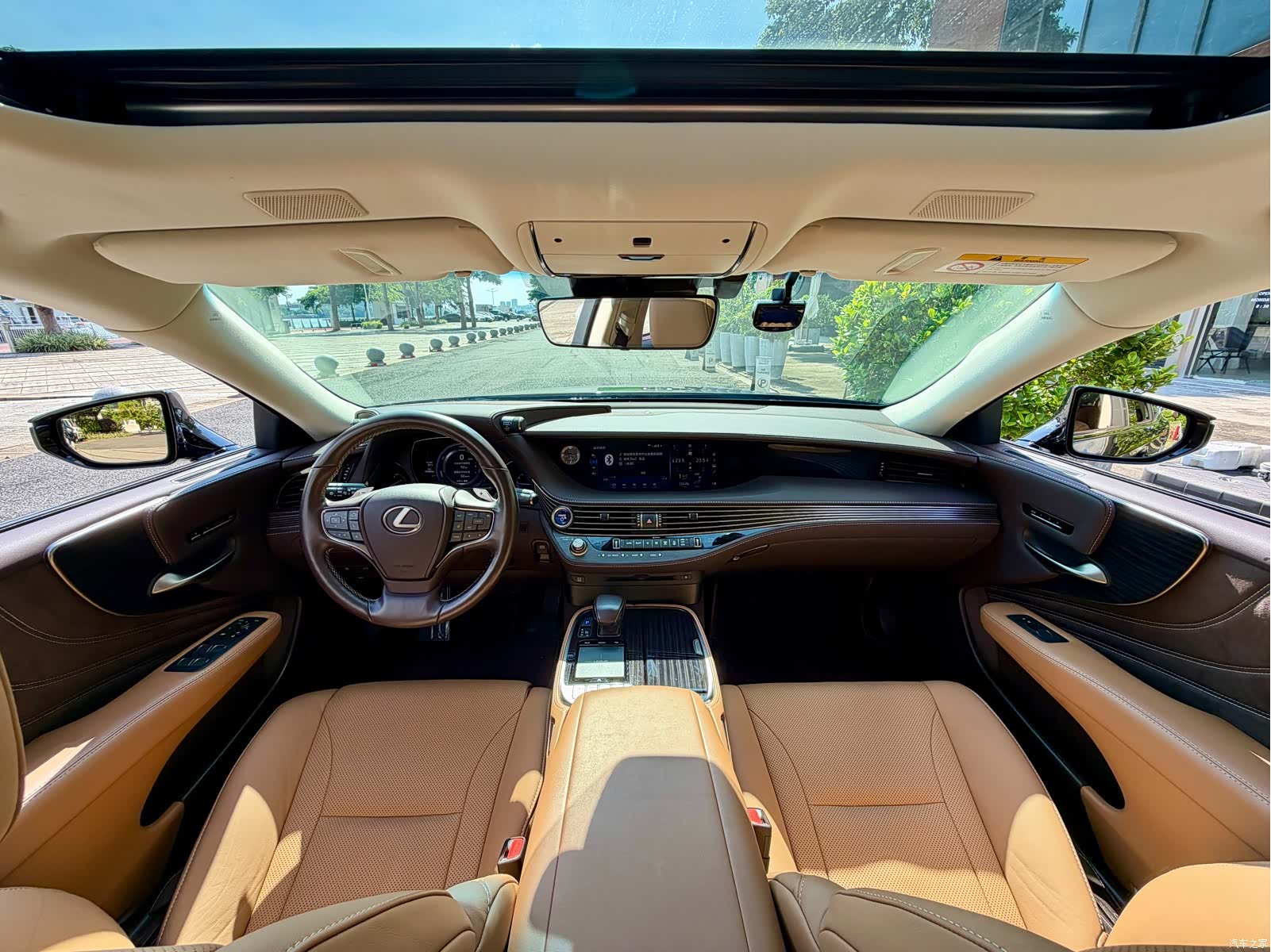 Lexus LS, 2020 13