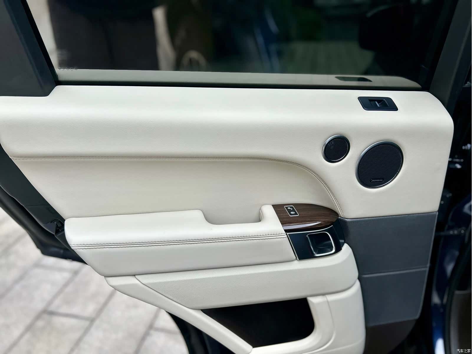 Land Rover Range Rover, 2015 10