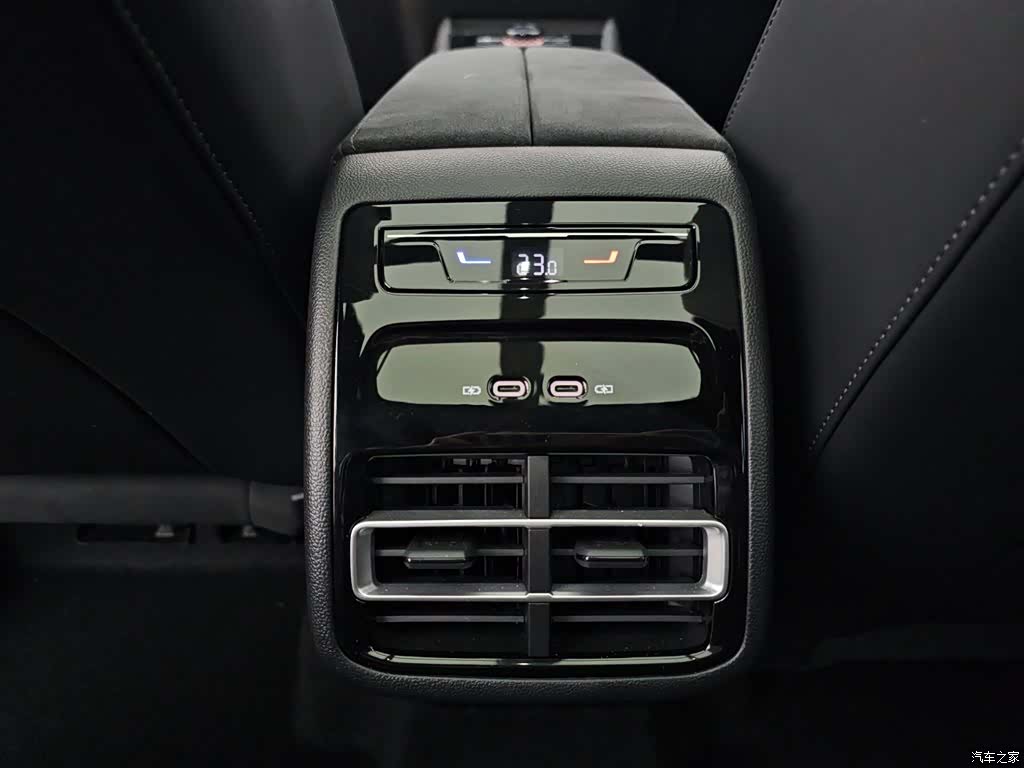 Volkswagen Tiguan L, 2024 14