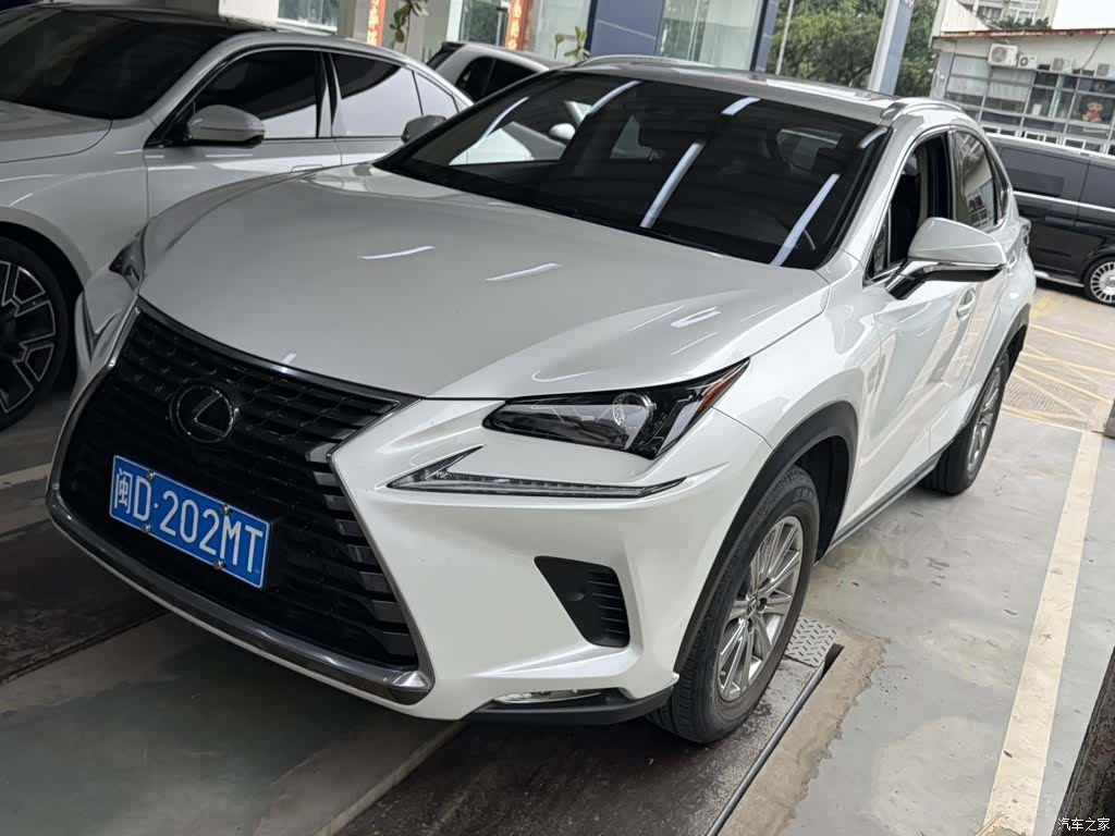 Lexus NX