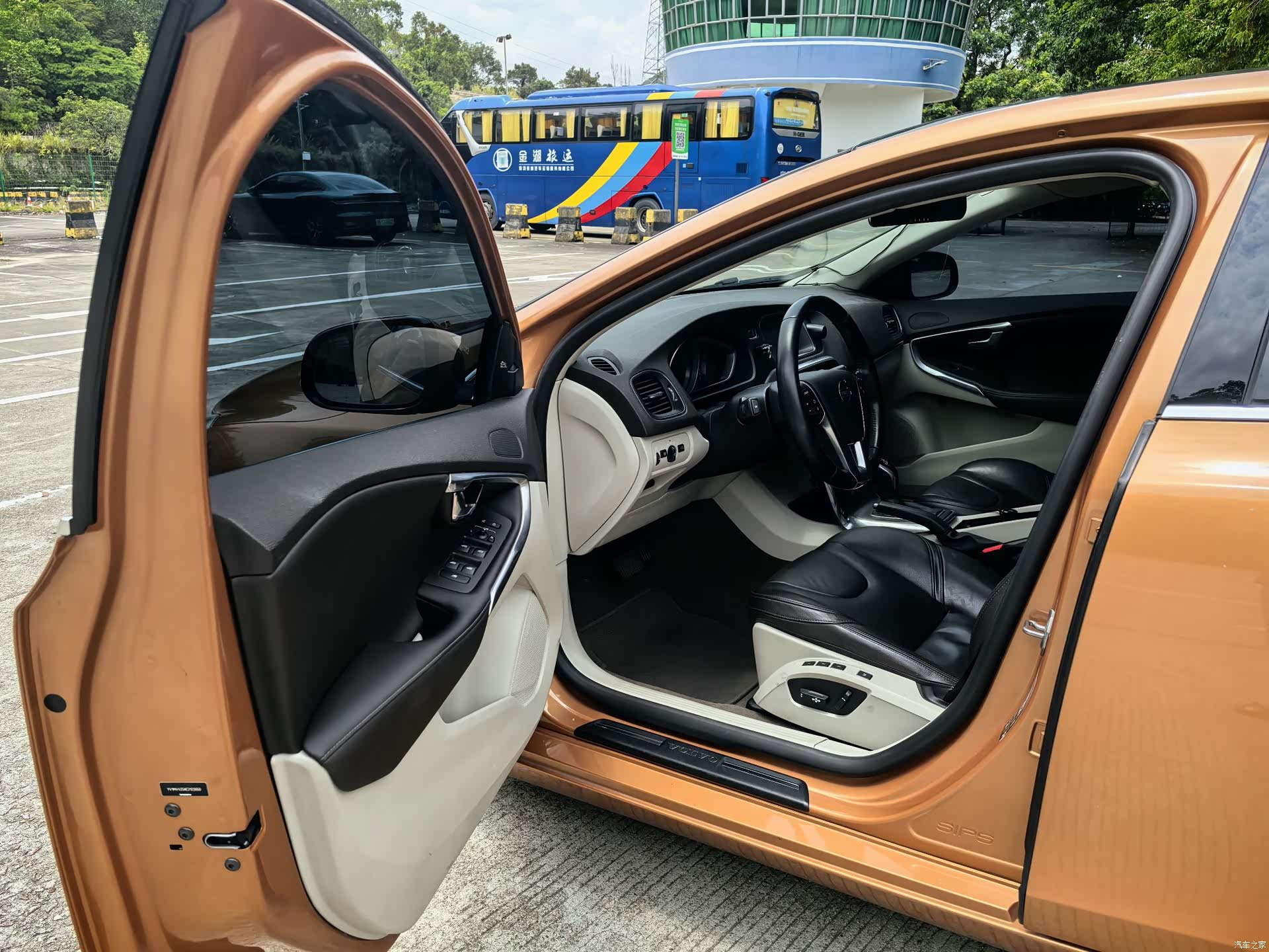 Volvo V40, 2014 10