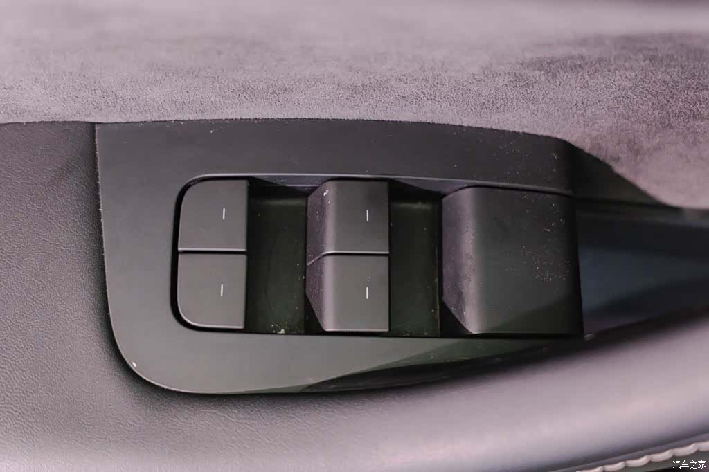 Tesla Model 3, 2023 15