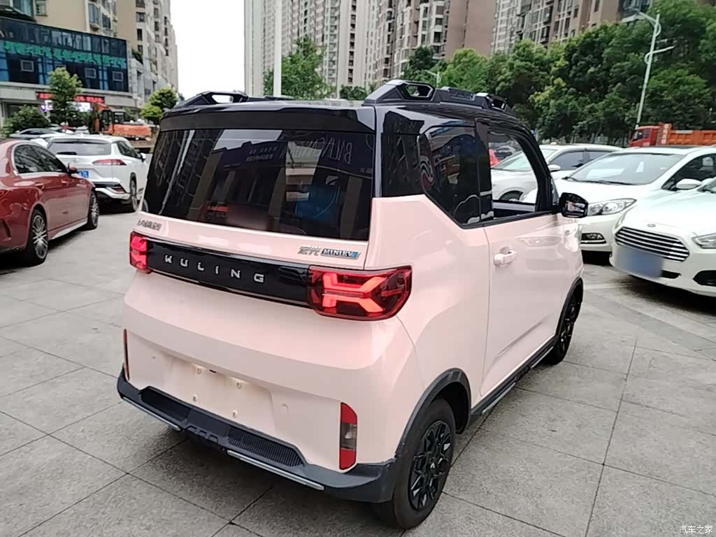 Wuling MINIEV, 2022 7