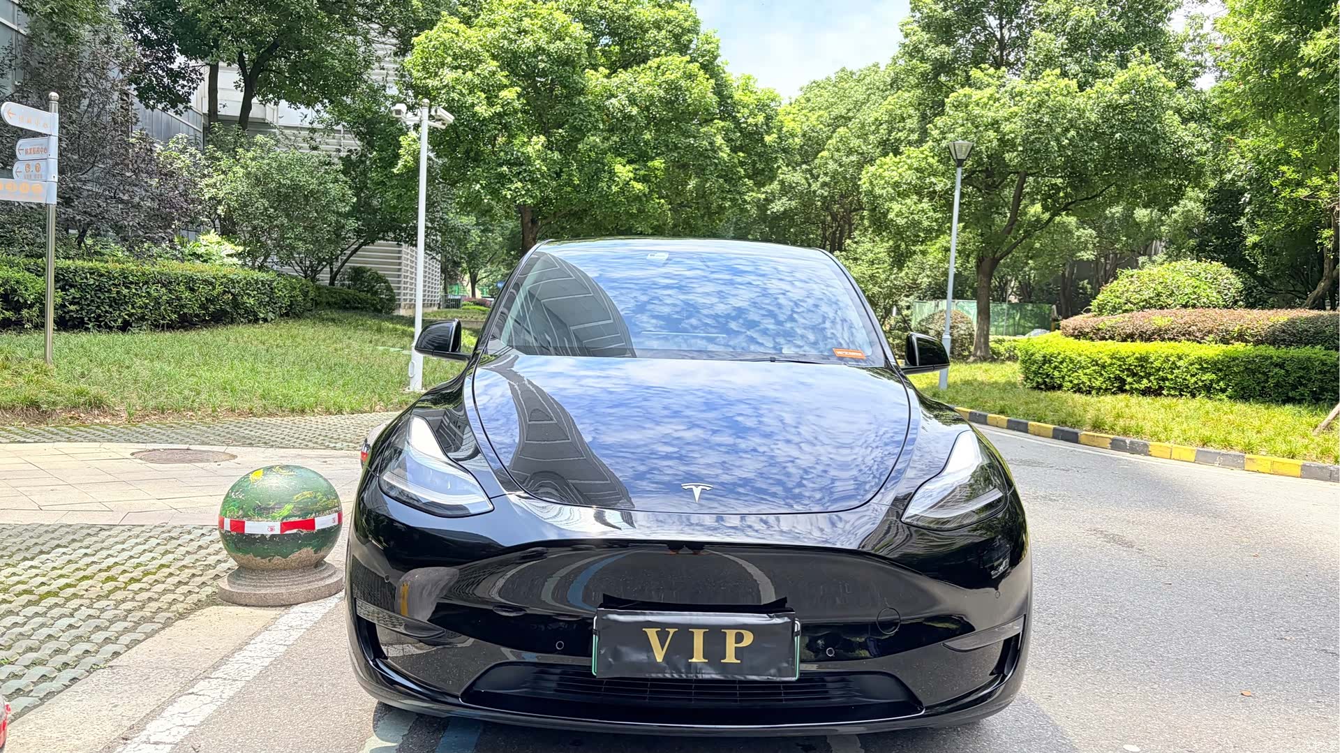 Tesla Model Y, 2022 2