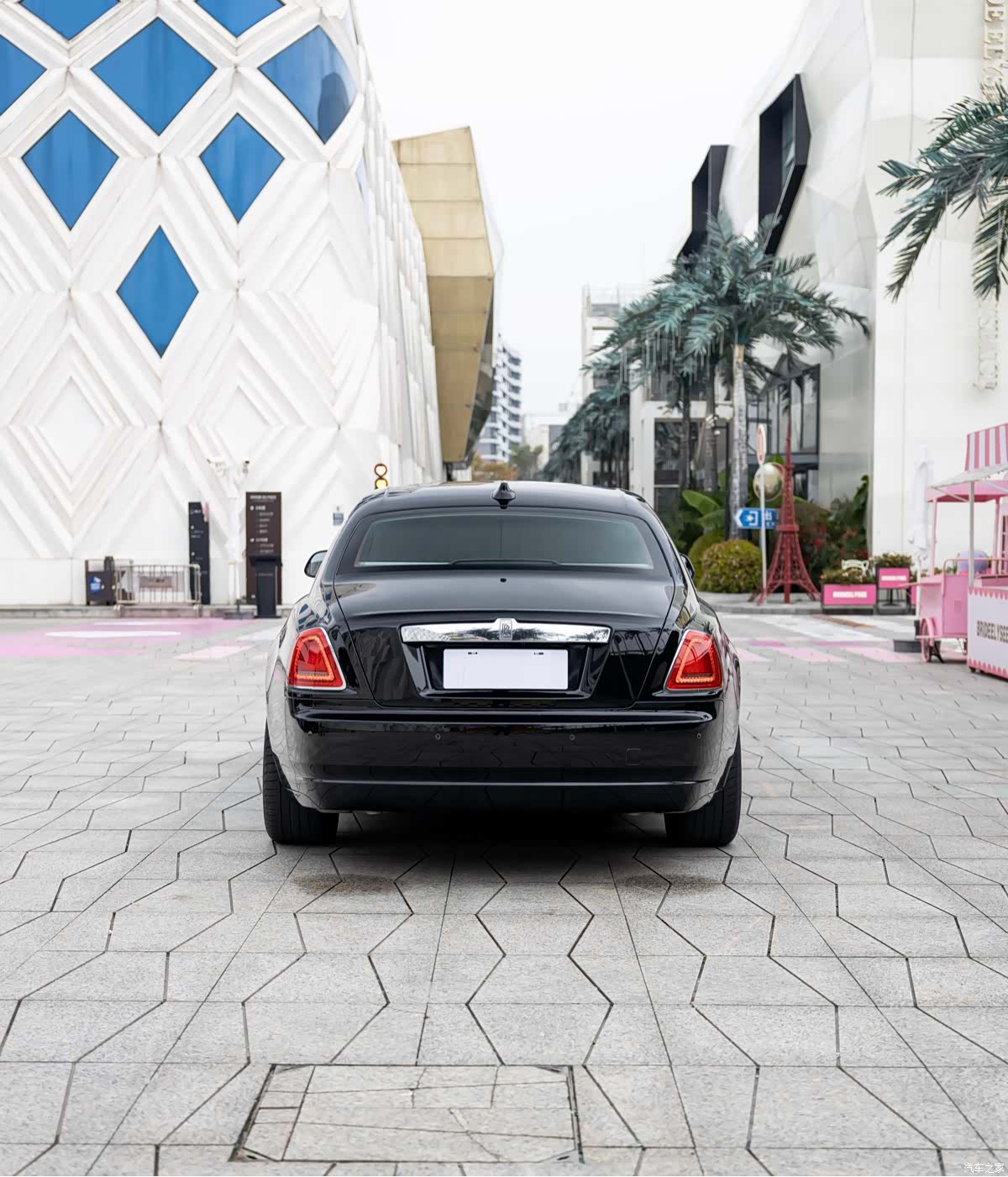 Rolls-Royce Ghost, 2019 все фото