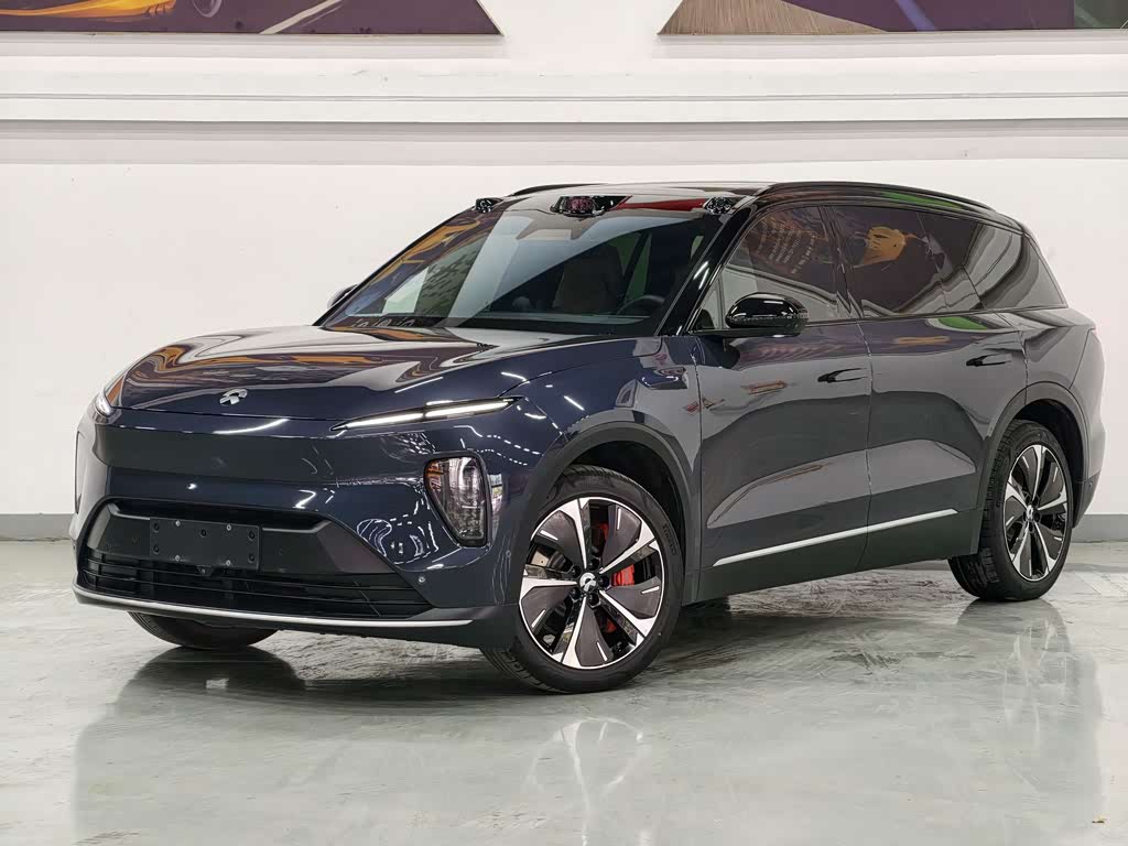 NIO ES8
