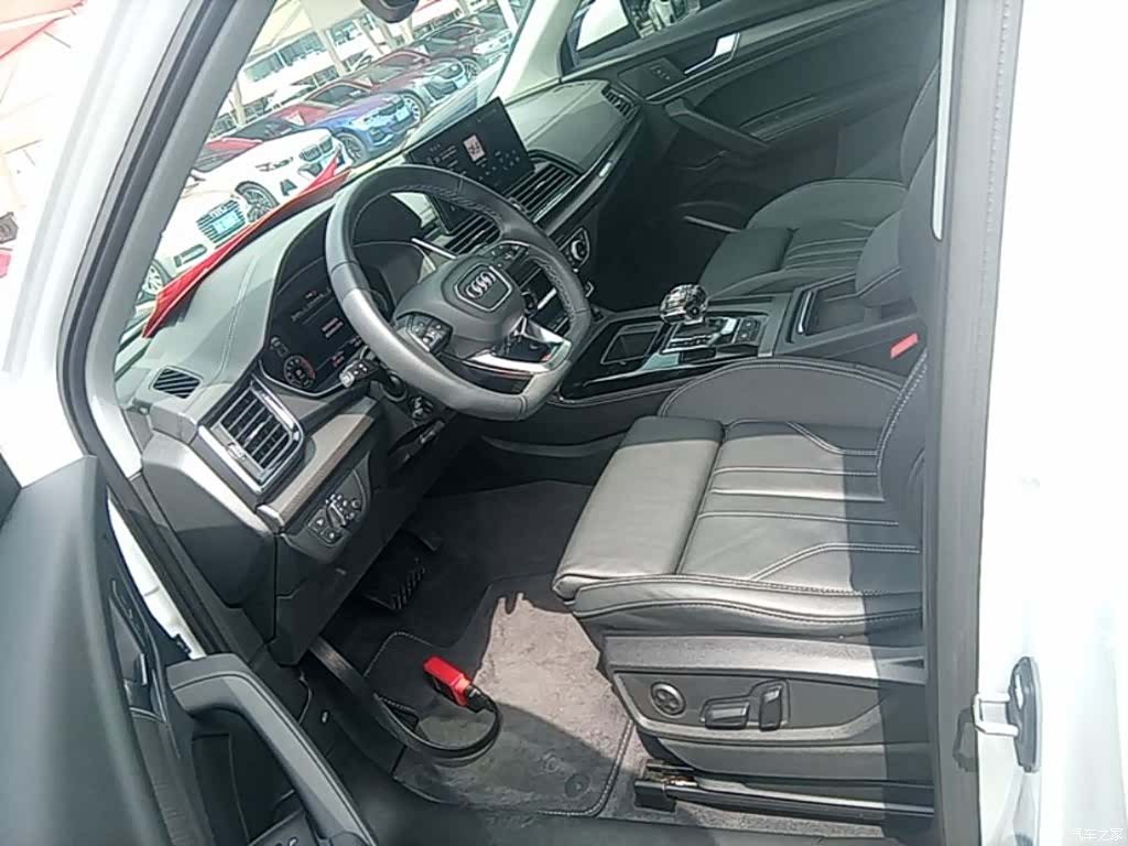 Audi Q5L, 2022 15