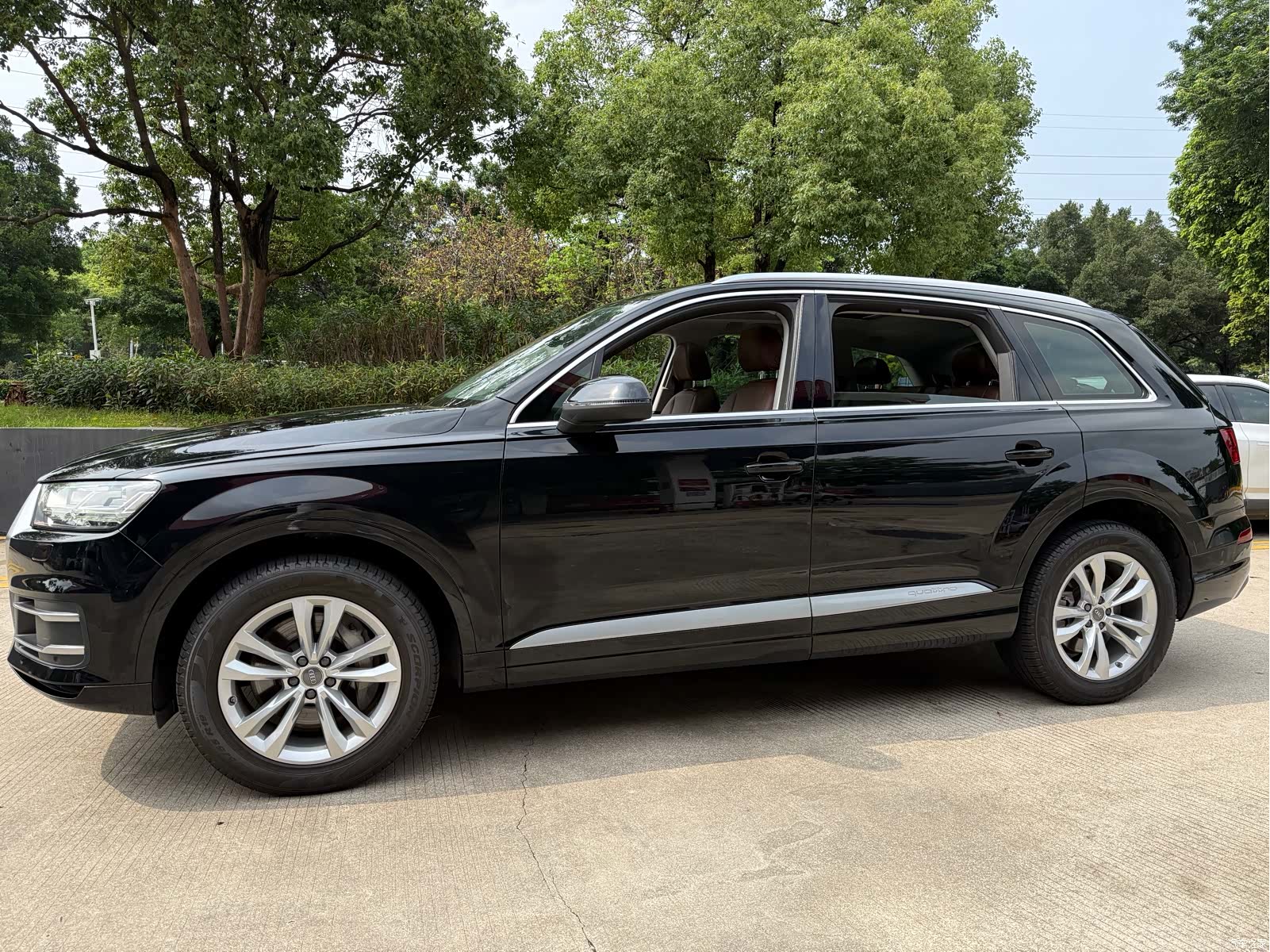 Audi Q7, 2018 все фото