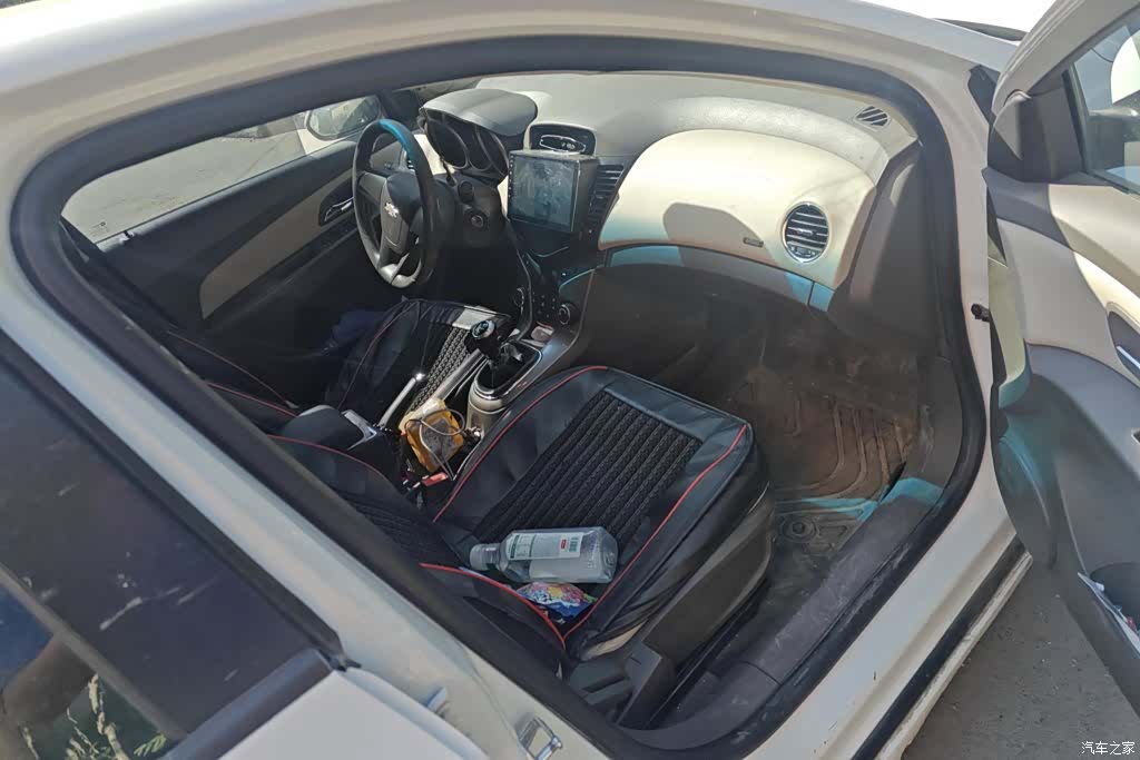 Chevrolet SE, 2015 8