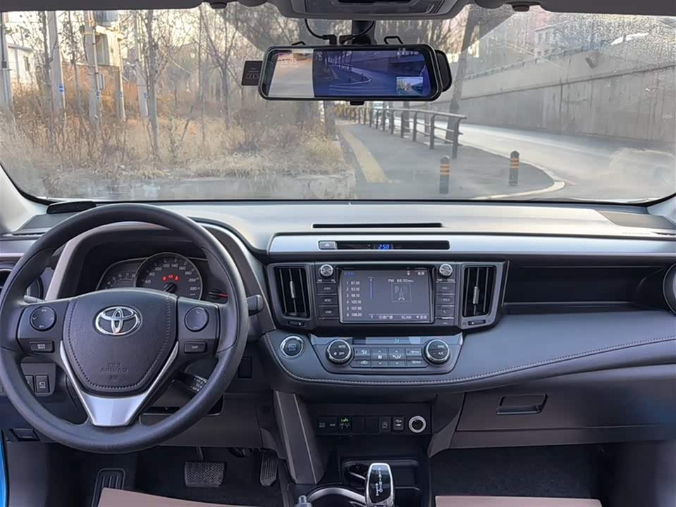 Toyota RAV4 Rongfang
