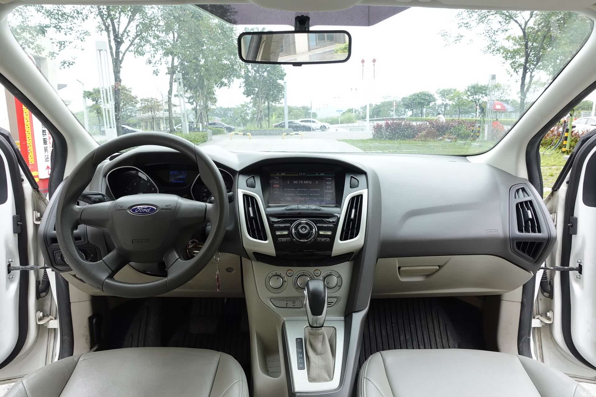 Ford Focus, 2015 8