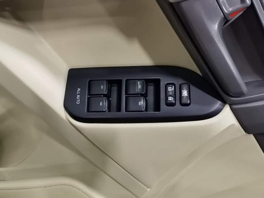 Toyota Prado 2016, фото 9
