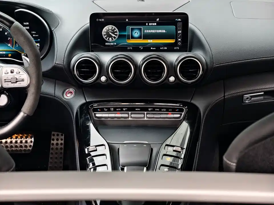 Mercedes-Benz AMG GT Mercedes-Benz AMG GT