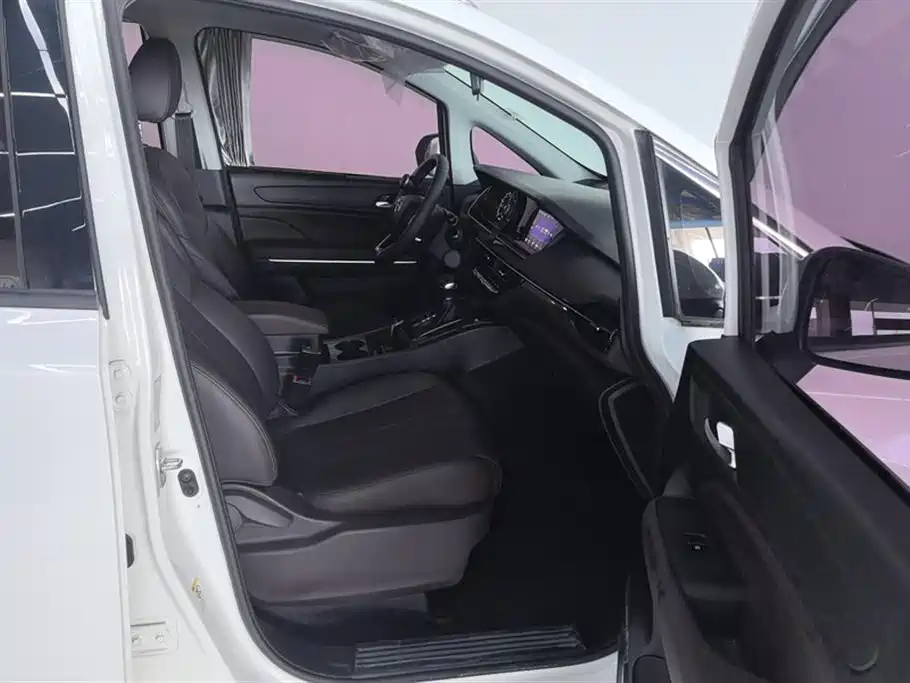 Trumpchi Trumpchi M6