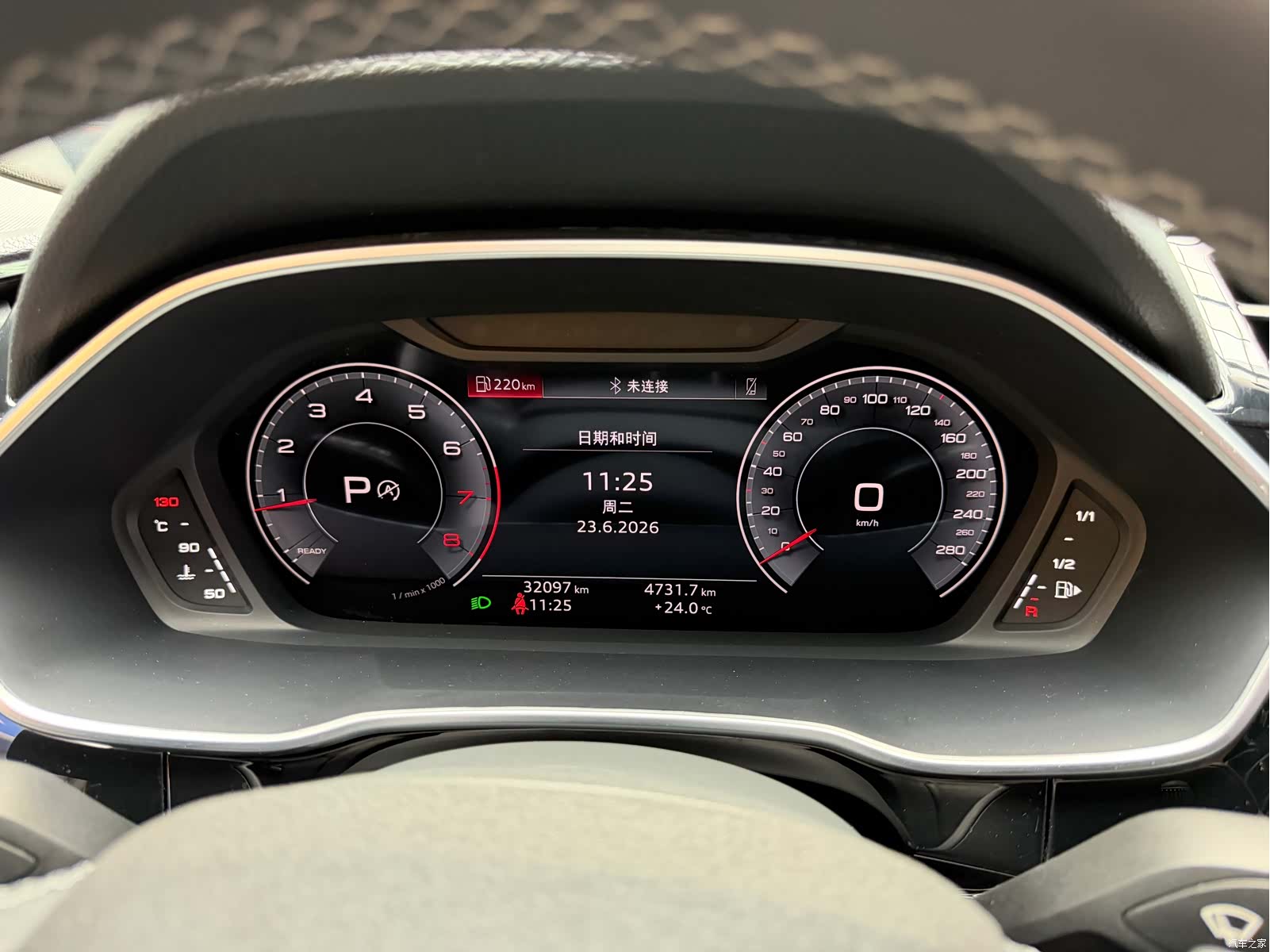 Audi Q3, 2023 12