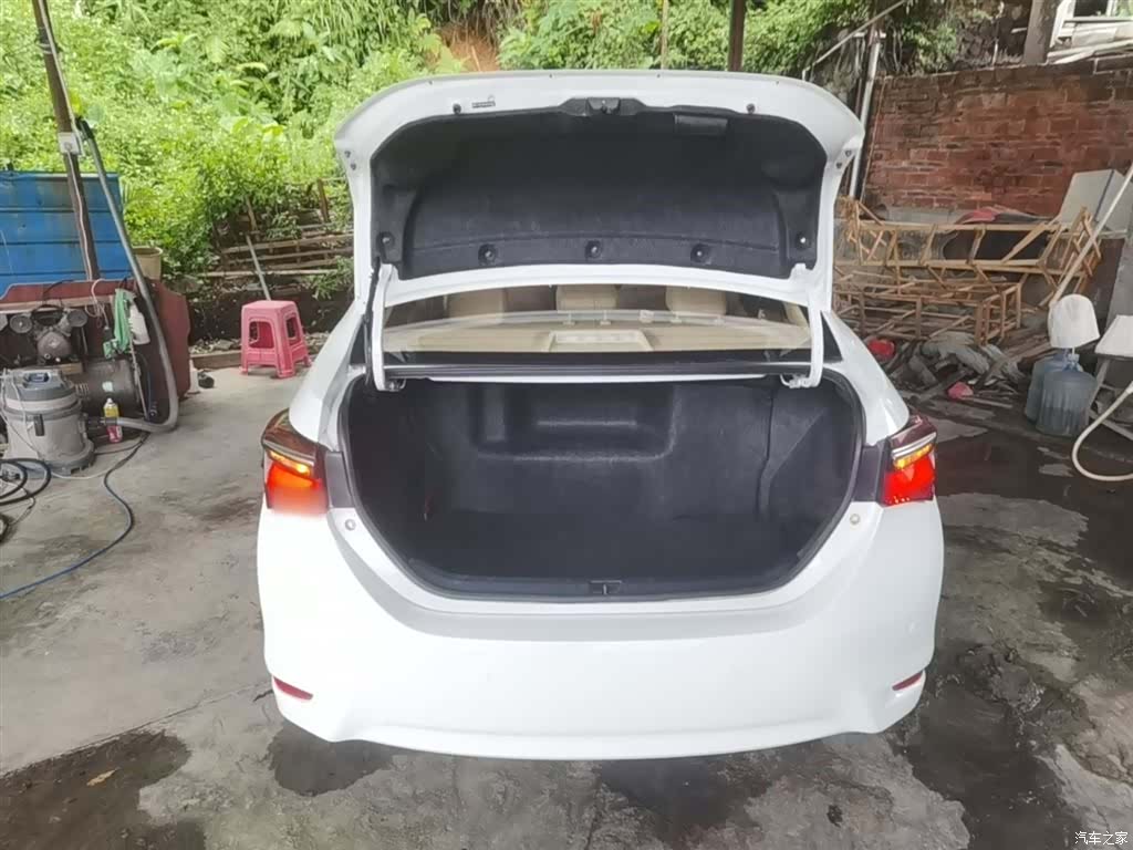 Toyota Corolla, 2016 15