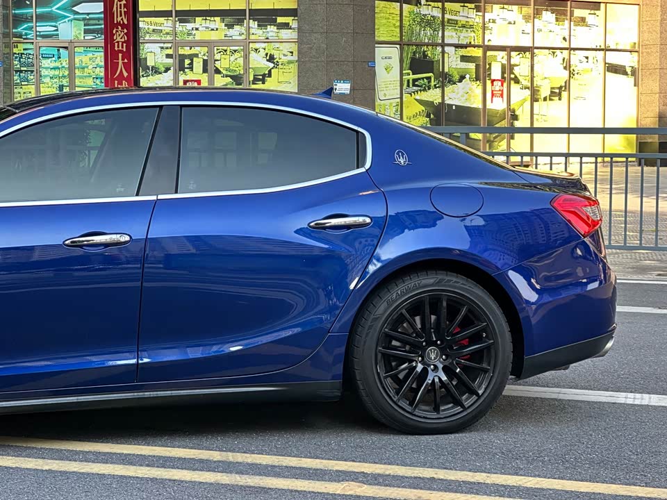 Maserati Ghibli