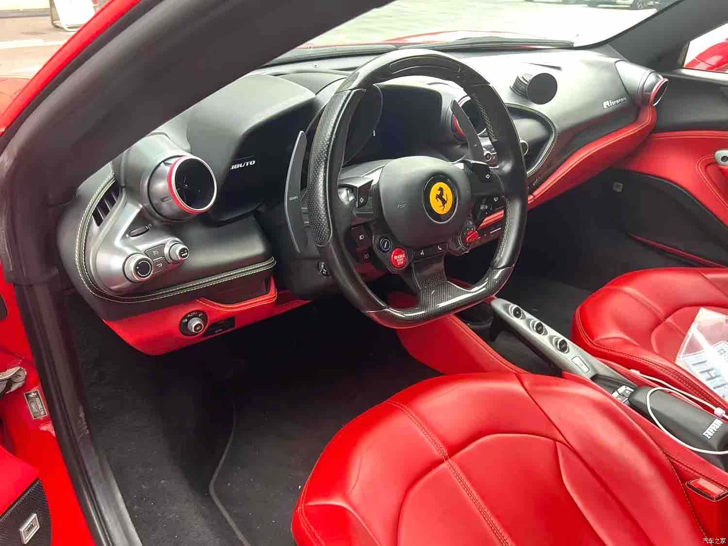 Ferrari F8, 2022 3