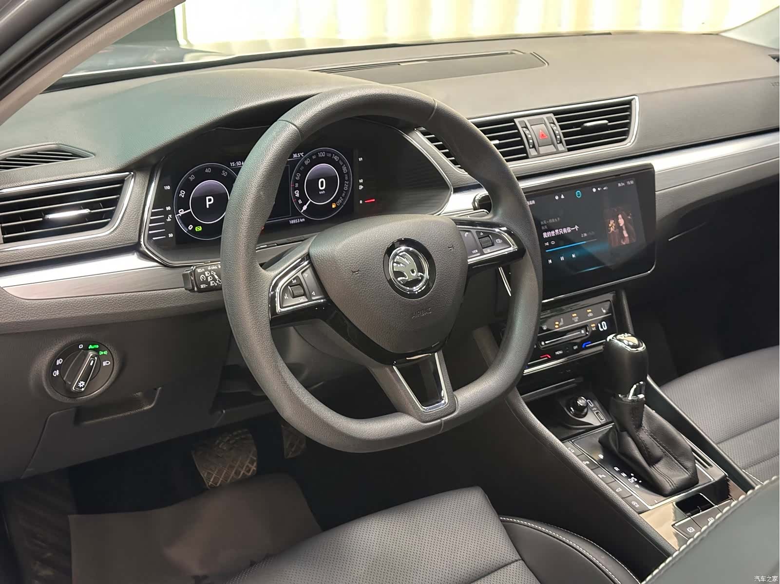 Skoda Superb, 2023 14