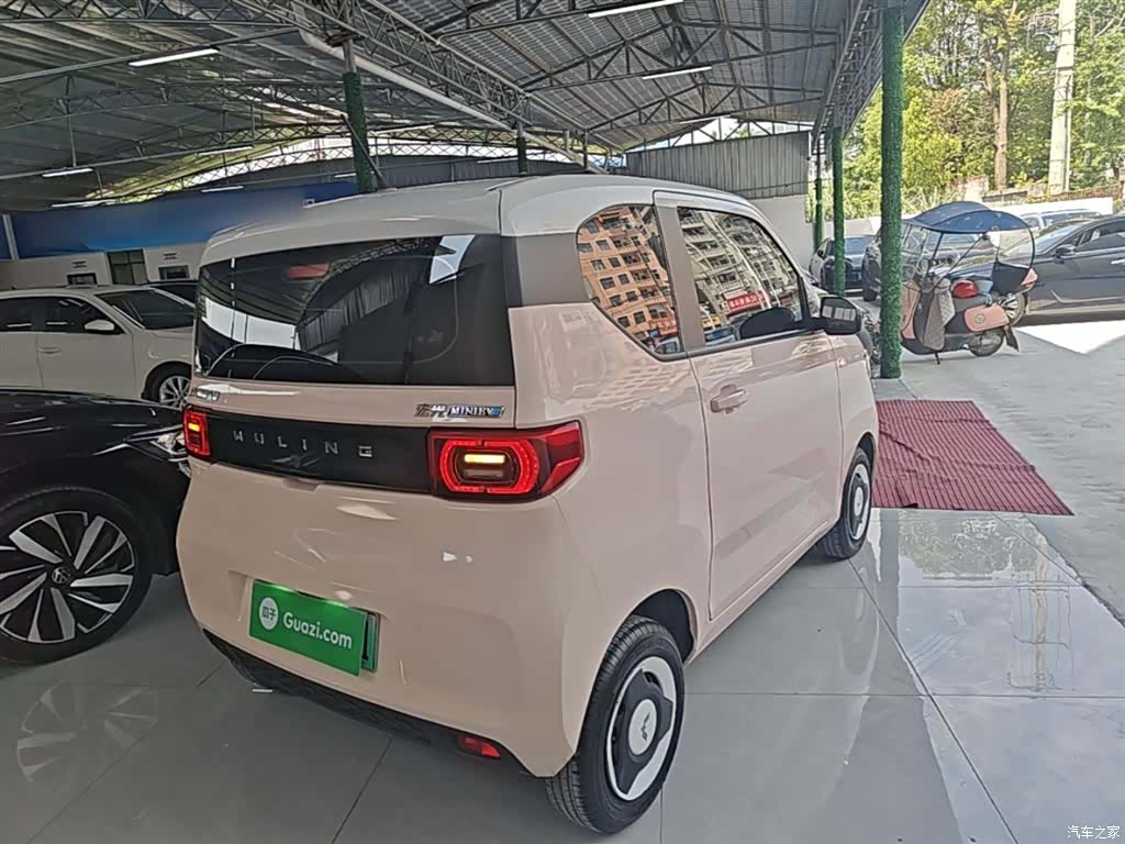 Wuling MINIEV, 2024 7
