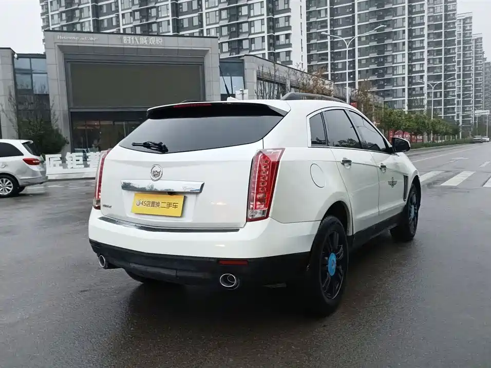 Cadillac SRX