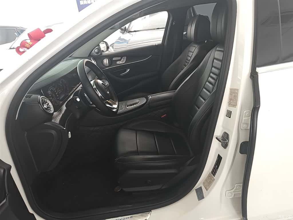 Mercedes-Benz E-Class, 2019 15