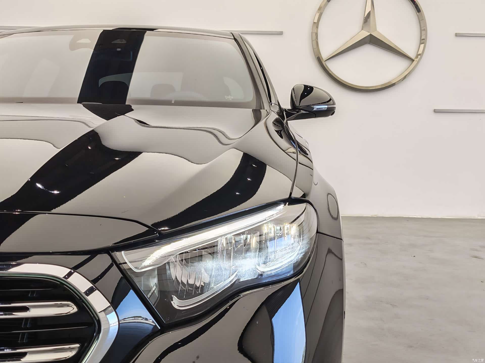 Mercedes-Benz E-Class, 2024 7