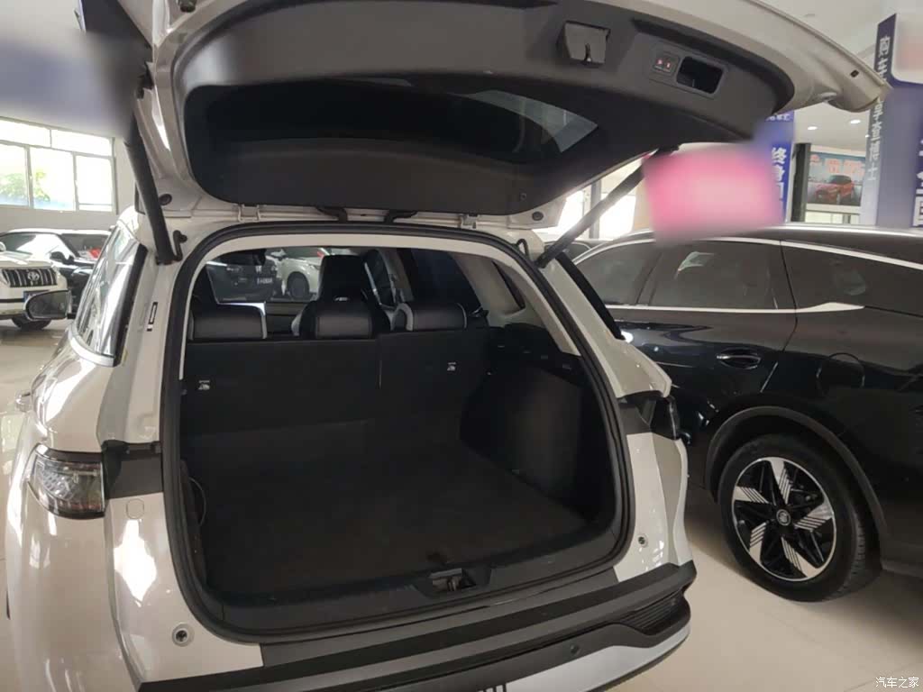 BYD HiAce, 2025 19