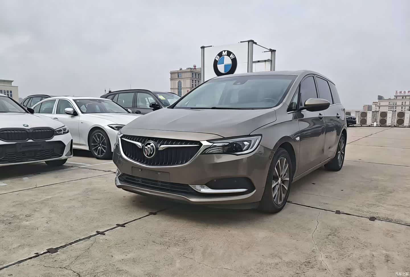 Buick GL6