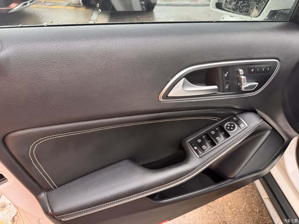 Mercedes-Benz GLA, 2019 11