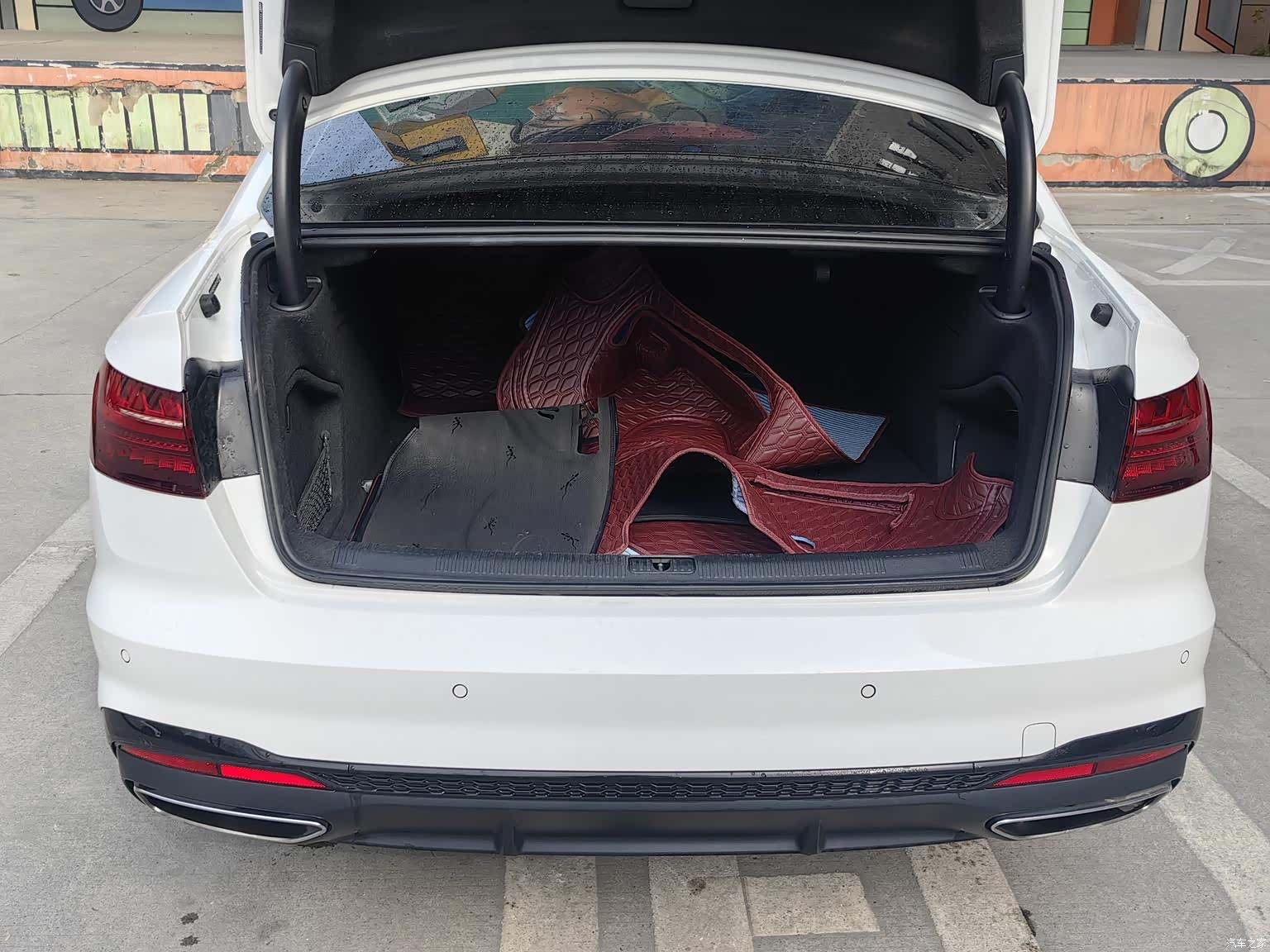 Audi A4L, 2022 11