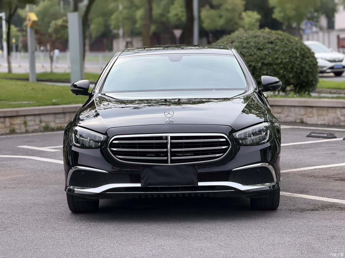 Mercedes-Benz E-Class, 2022 1
