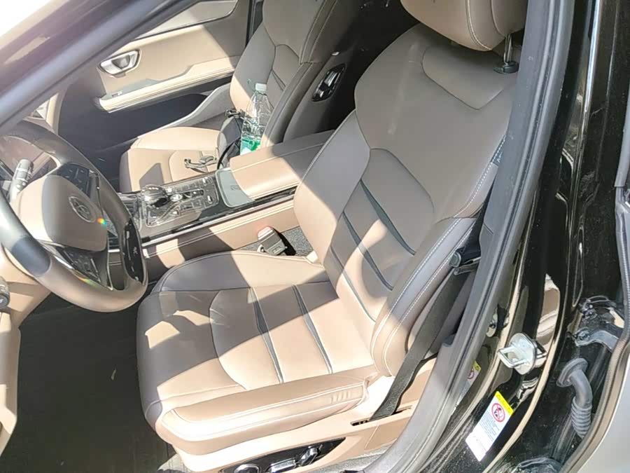 BYD Han 2021, фото 15