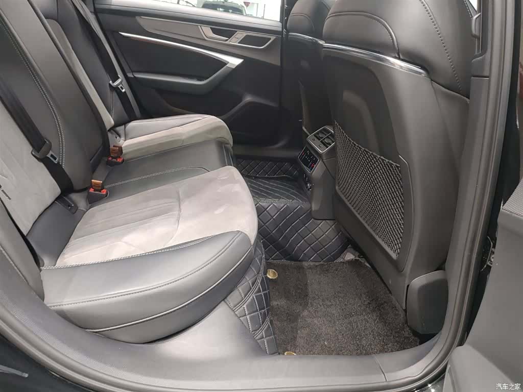 Audi A6L, 2024 26