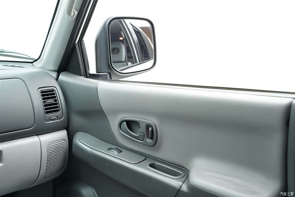 Mitsubishi Pajero, 2007 16