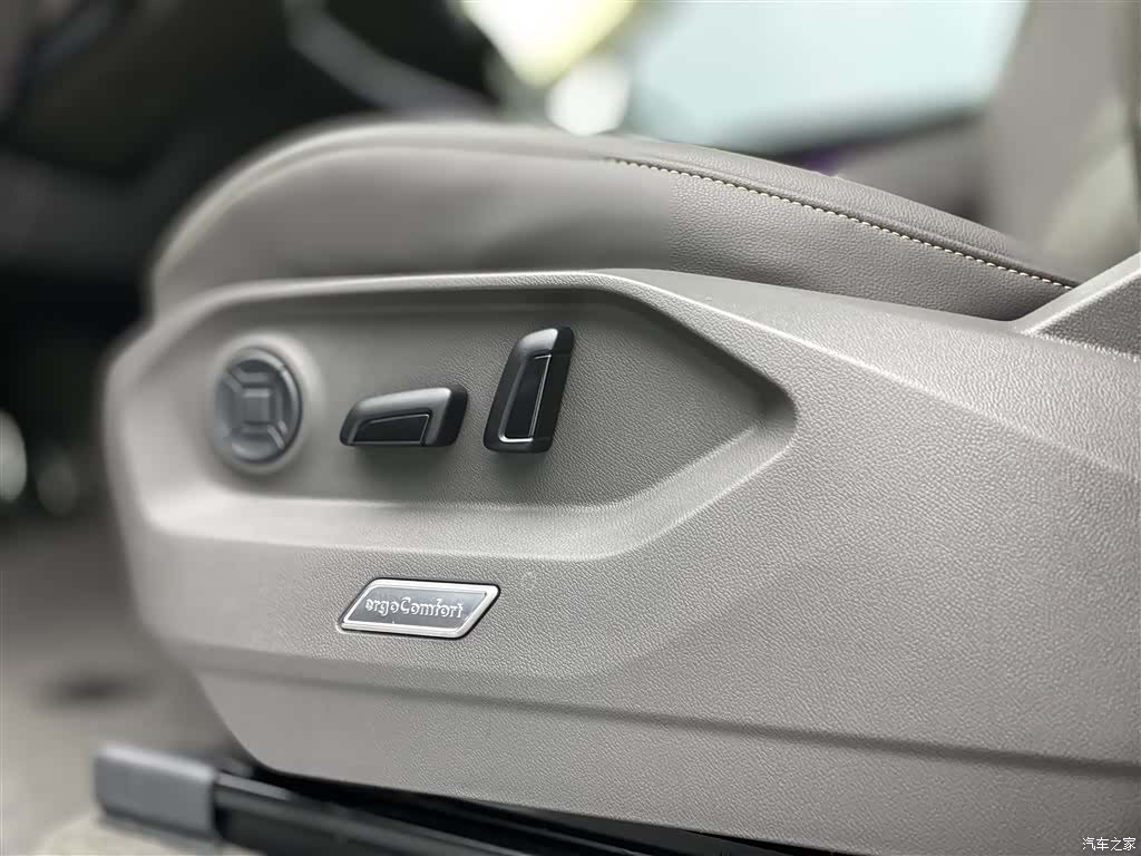 Volkswagen Touareg, 2022 19