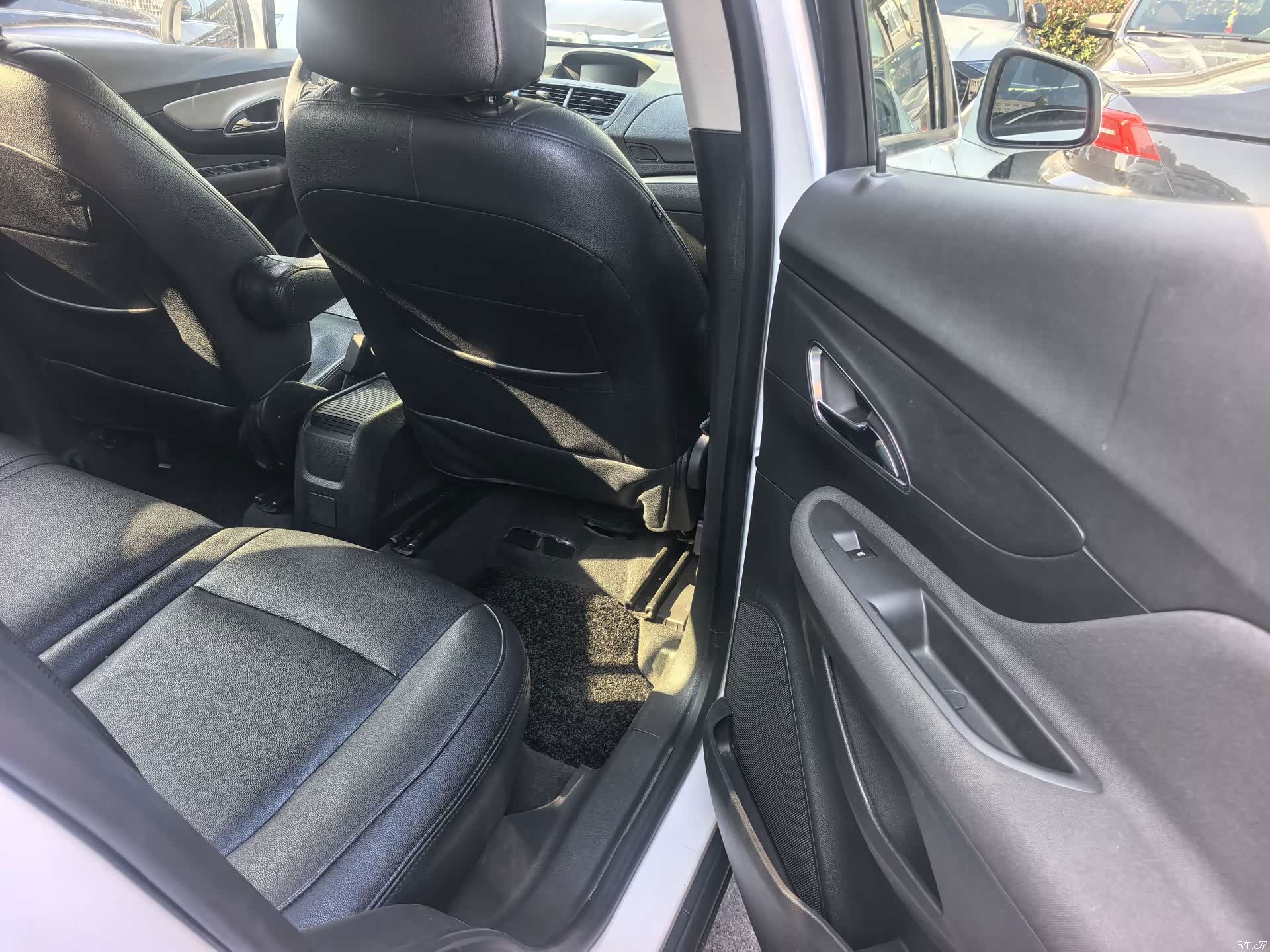 Buick Encore, 2017 9