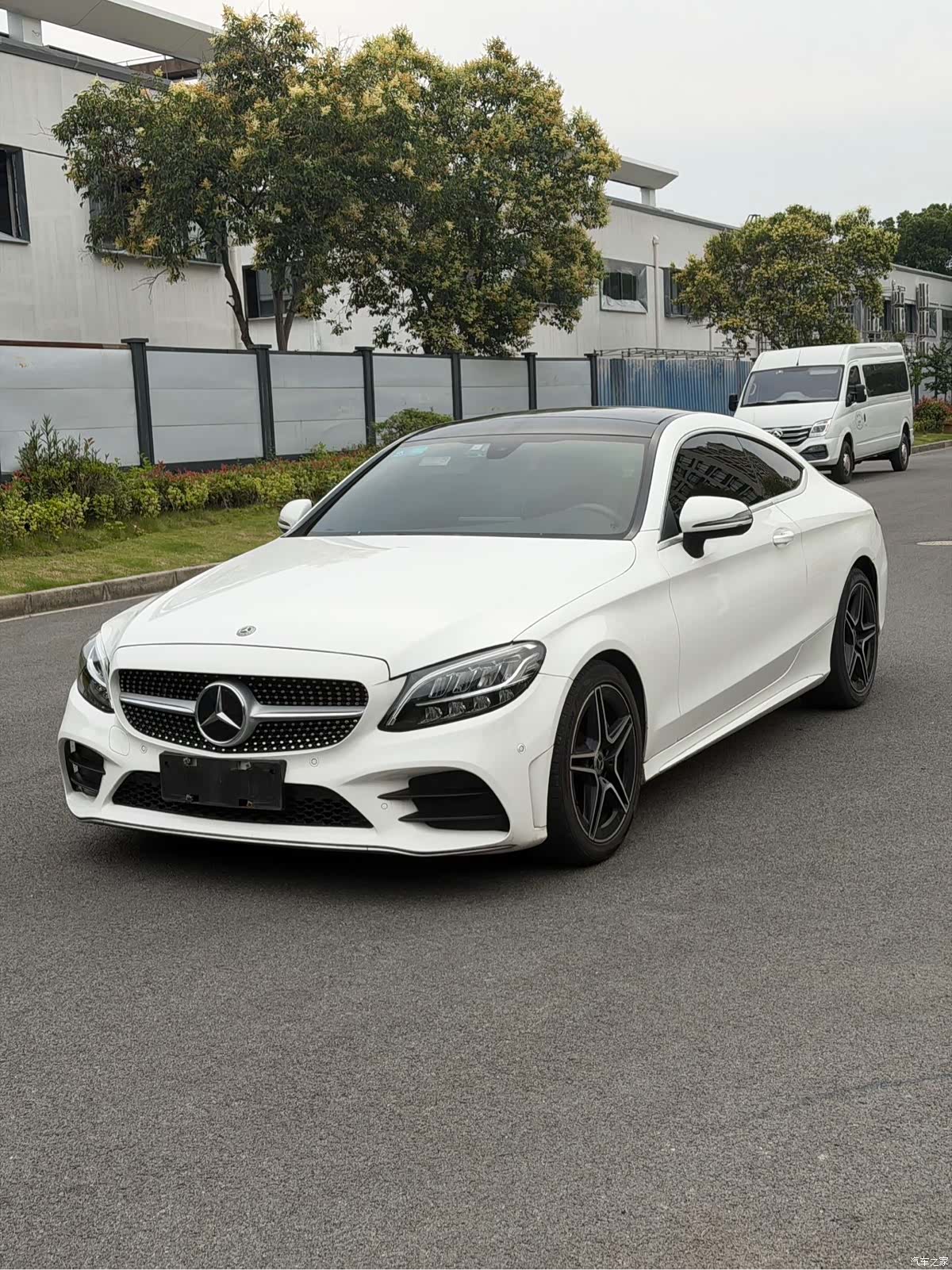 Mercedes-Benz C-Class, 2020 1
