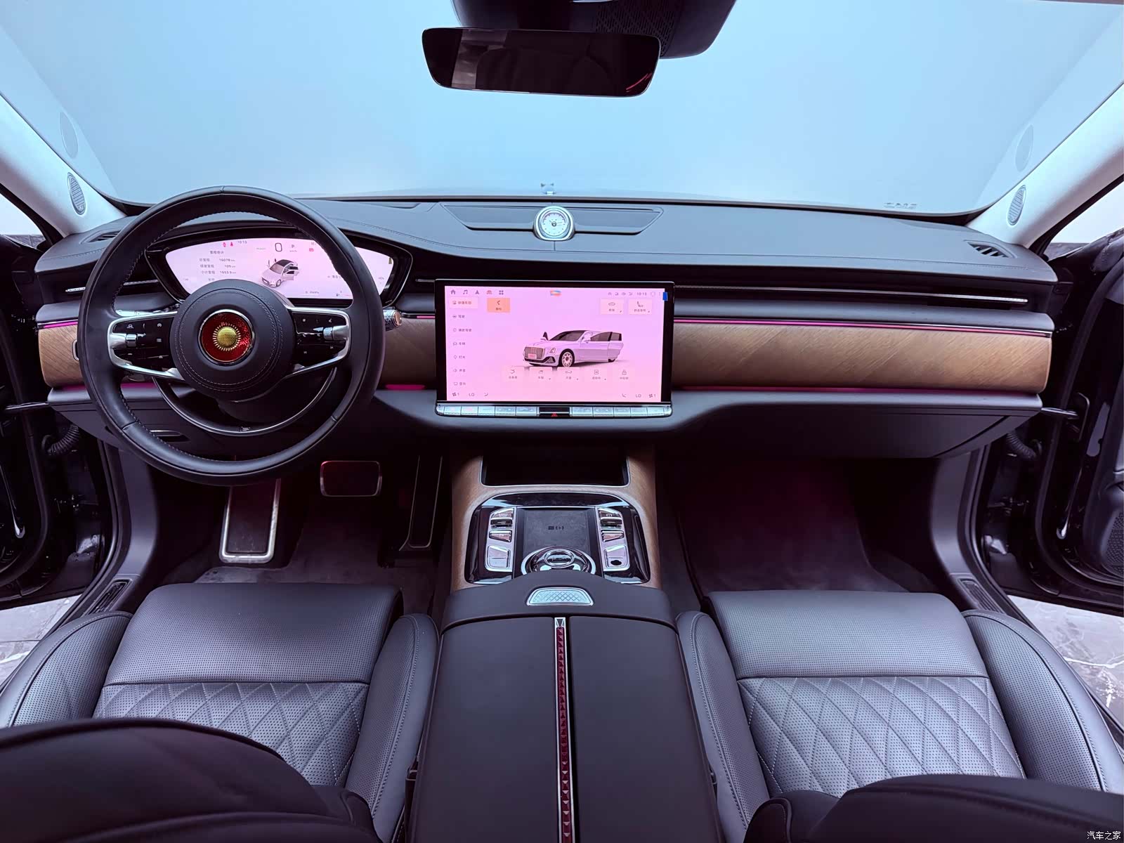 Hongqi Guoya, 2025 6