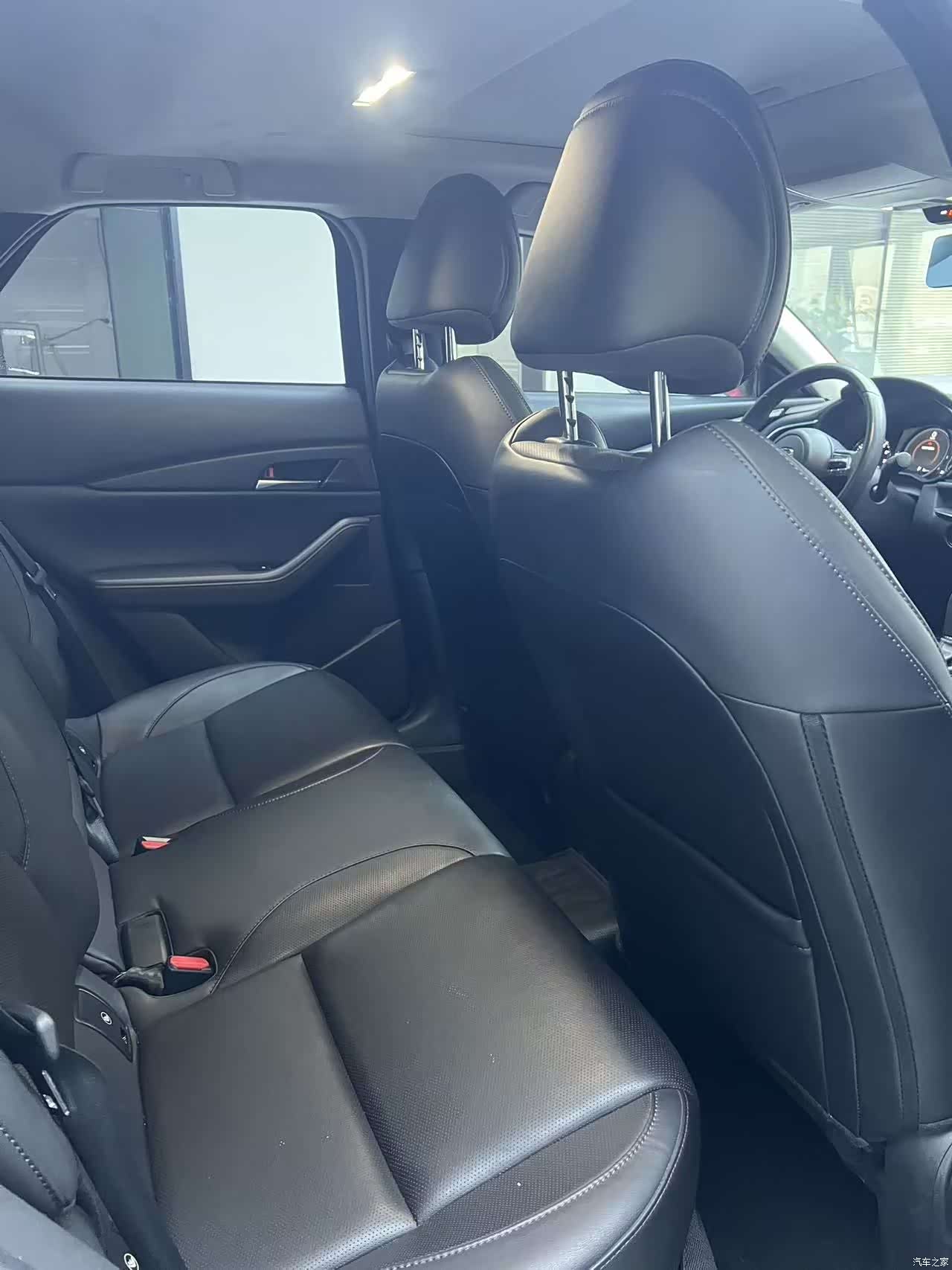 Mazda CX-30, 2022 13