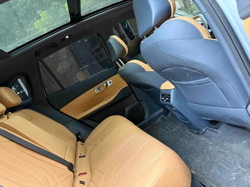 Geely Galaxy Galaxy Starship 7 EM-i