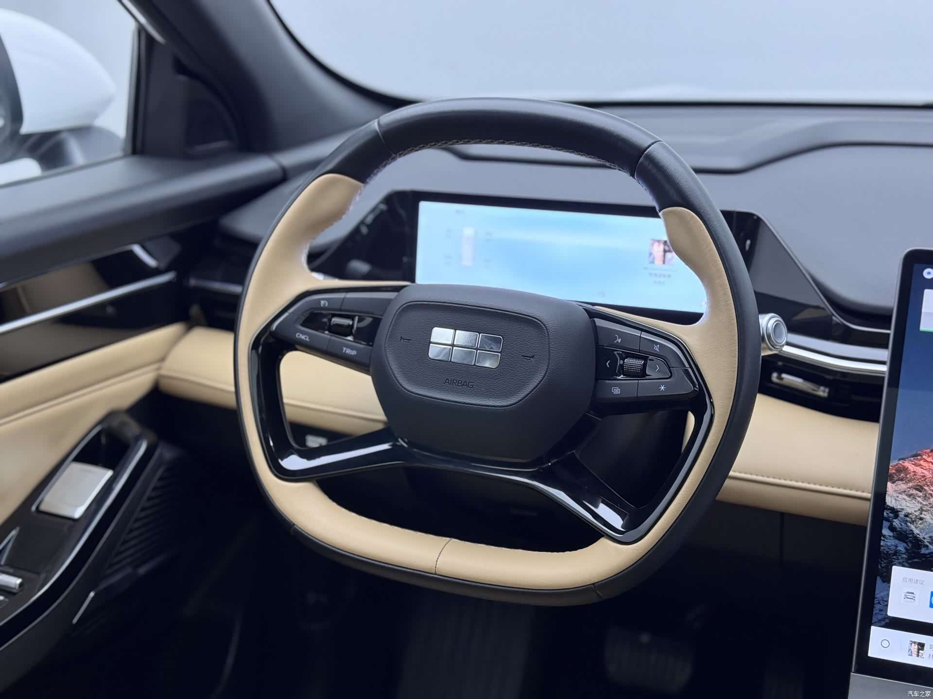 Geely Galaxy L6, 2024 16