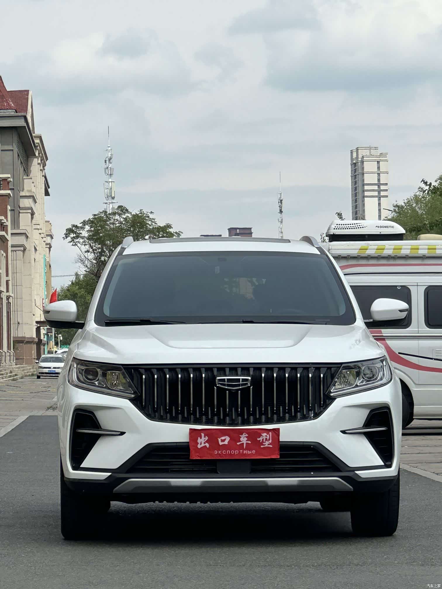 Geely X6, 2022 2