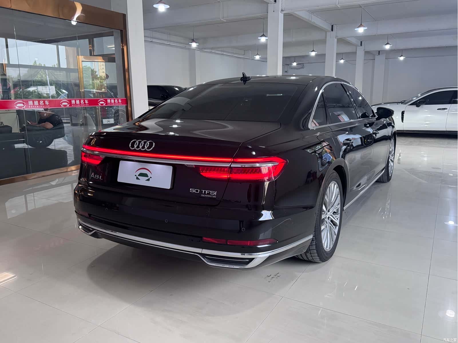 Audi A8L, 2021 6