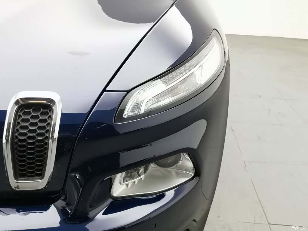 Jeep Cherokee, 2016 7
