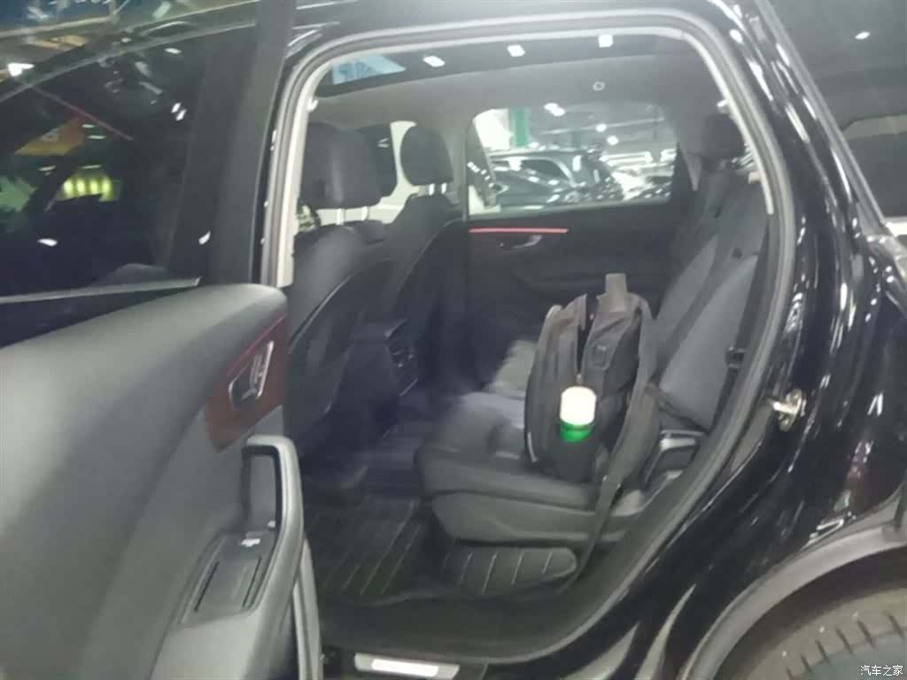 Audi Q7, 2024 17